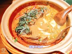 柴火稻草鱼-吃饭皇帝大土家民族菜(正大广场店)
