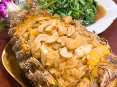 -Dang restaurant (patong phuket)