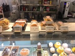 面包甜点陈列柜-欢牛蛋糕屋(萧山万象汇店)