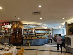 -御满江海鲜酒家(洛溪新城店)