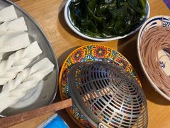 -洱火云南酸菜牛肉火锅(石景山当代商城店)