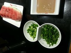 -陆派巴倒烫火锅(城东店)