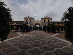 -佛罗伦萨小镇广佛名品奥特莱斯(疏港路店)