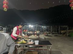 -牙山果园·烧烤野炊·钓鱼团建·烤全羊