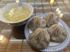 无锡小笼-笑来喜馄饨小笼工坊店(湖滨街店)