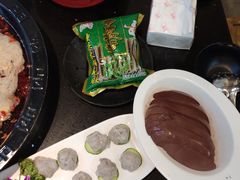 -渝宗老灶火锅(巴国城店)