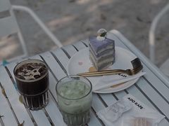 -ADO KAFE(大学城店)