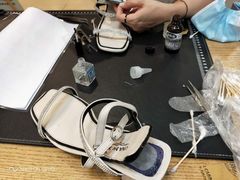 -爱革·洗衣改衣·洗鞋修鞋·洗包修包·奢侈品护理(宝地广场店)