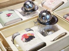 -猫的天空之城概念书店(杭州南宋御街店)