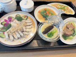 -爱陪伴尊享月子中心(国际店)