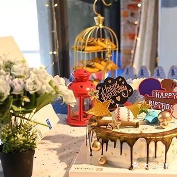 看到别人在票圈发了路过的照片，就在点评上搜索了一下