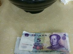 -龙记桂林米粉(财满街店)