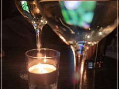 -wineapp葡萄酒餐吧(外滩金融中心店)