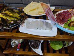 -亮欢寨酸汤鱼(沙冲路店)