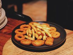 脆炸拼盘-摇滚披萨(长春街店)