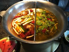 -湊湊火锅·茶憩(新中关购物中心店)
