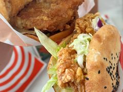 藤椒鸡排饼汉堡-肯德基(沈辽路店)