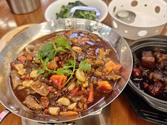 -堂瓦里·33年传统赣菜(第一街区店)