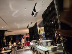 -唐拉雅秀酒店-西锦汇空中BBQ·思创餐厅