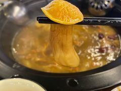 -菌乡缘·野生菌蒸汽鱼火锅(江边夜市店)