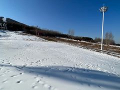 -中旅松花湖滑雪场
