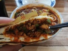 -老字号杨坡红油米线腊汁肉夹馍(东四道巷店)
