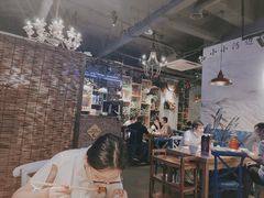 大堂-小小河边鱼(天润城店)