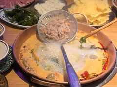 -洱火云南酸菜牛肉火锅(石景山当代商城店)