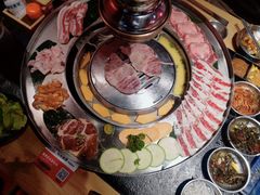 -哈哈碳都·牛肋条无限自助烤肉(宝龙店)