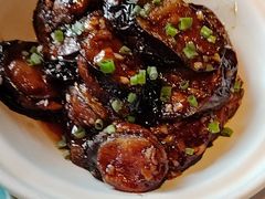 -八府香鸭·啫啫煲(华山路店)