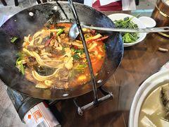 -富正毅三下锅·湘西韵味(天门山索道店)