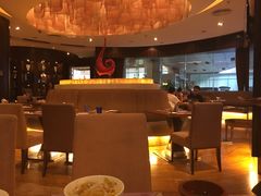 -好日子皇冠假日酒店·君怡咖啡厅(特美思大厦店)