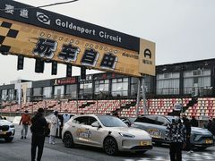 -金港秋名山·双层卡丁车场