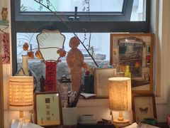 -邊城書店