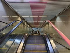 -红土地(地铁站)