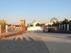 -北戴河碧螺塔海上酒吧公园