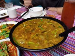 -香巴拉云南餐厅(华莱坞店)