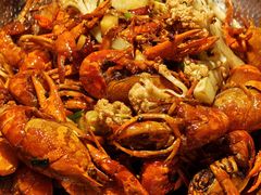 招牌干煸小龙虾-乔街深夜食堂·小龙虾·高压锅生蚝(杭州总店)