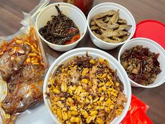 -鑫记婆婆兔·成都特产·兔头手撕兔(太古里店)