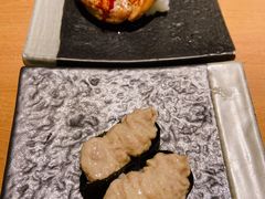 招牌火炙秘制肥肝寿司-沼津港渔市(宏伊国际广场店)
