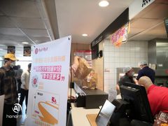 -麦当劳(军博店)