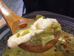 -周鱼小馆石锅酸菜鱼(活力汇店)