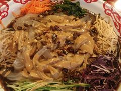关东大拉皮-闯关东东北农家菜(崂山石老人店)