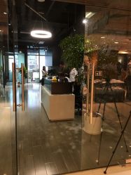 点击看大图 门面-5KM舞蹈工作室