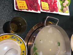 -大吉利·潮汕鲜牛肉火锅(万峰路店)