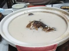 鱼头豆腐汤-粤·啫啫