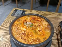 -吴草鸡爪오초닭발韩食堂(融恒盈嘉中心店)
