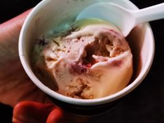 -哈根达斯(滨江店)