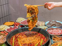 -四小区火锅·巷子里的重庆火锅(花照壁店)