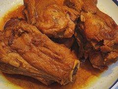 酱骨棒-东北哈尔滨酱骨头馆房掌柜铁锅炖